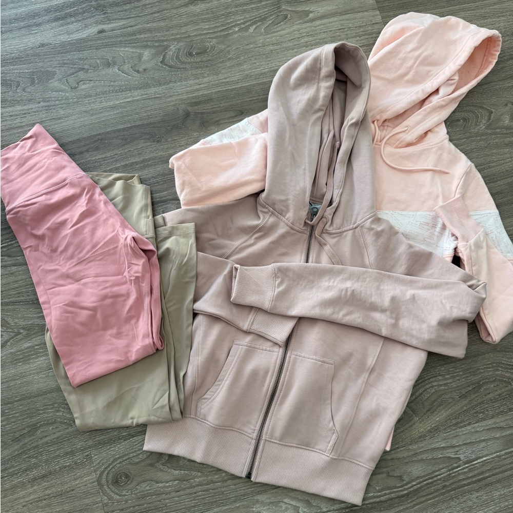Bundle of leggings and hoodie